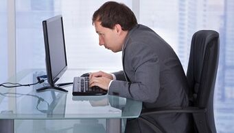 Die Gründe für die Entwicklung der Gebärmutterhalsosteochondrose